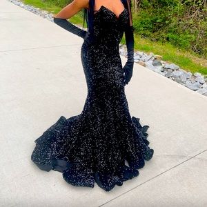 Gorgeous Black sequin PROM Dress